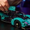 Aston Martin Valkyrie (42208)