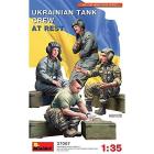 Ukrainian Tank Crew At Rest Scala 1/35 (MA37067)
