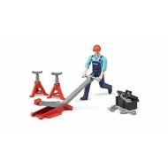 Meccanico con attrezzi officina (62100)