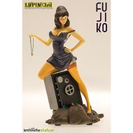 Lupin III Fujiko Statue