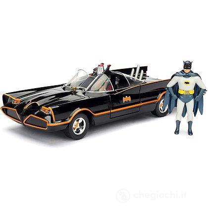Batmobile 1966 con personaggio Scala 1:24 (3215001)