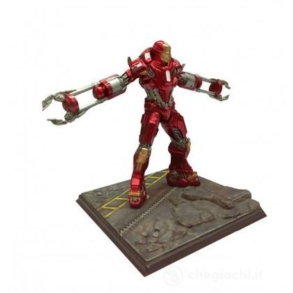 Iron Man Battle Coll Red Snapper Figure