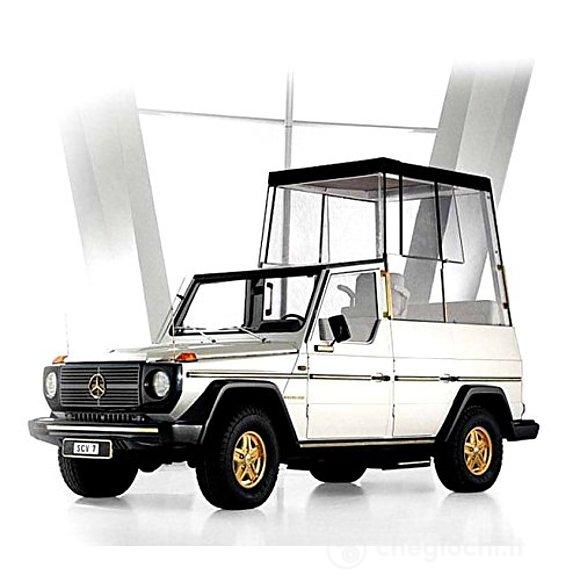 Papa Mobile Mercedes Benz