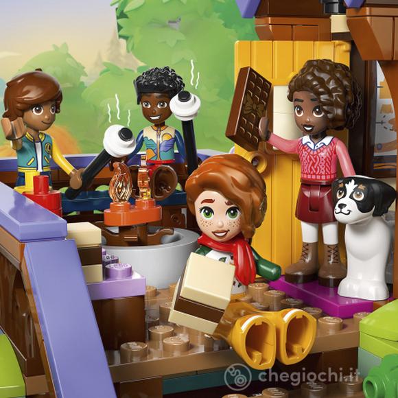 LEGO Friends 42705 Baita nella Foresta Autunnale, Casa Giocattolo con 4 Mini Bamboline, 2 Animali e Accessori, Regalo da 9+