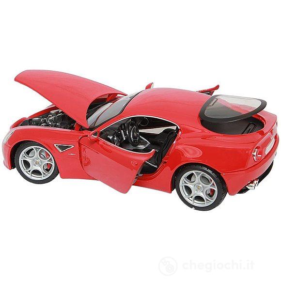 Alfa 8C in scala 1:18 (12077)