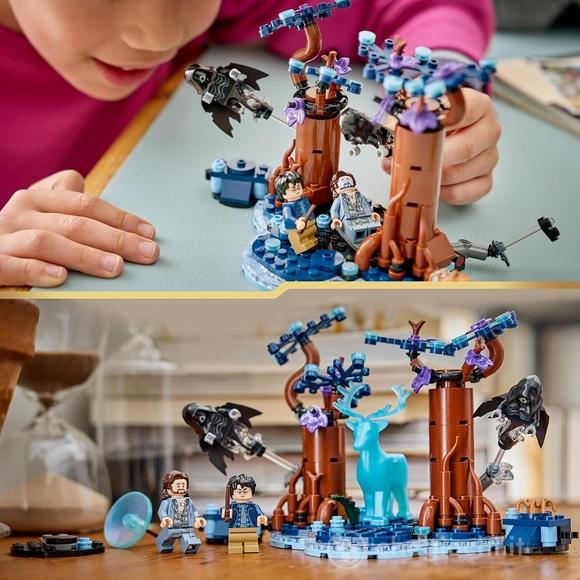 LEGO Harry Potter 76475 Foresta Proibita: Expecto Patronum, Giocattolo con 2 Dissennatori, Cervo e 2 Minifigure, Regalo 7+