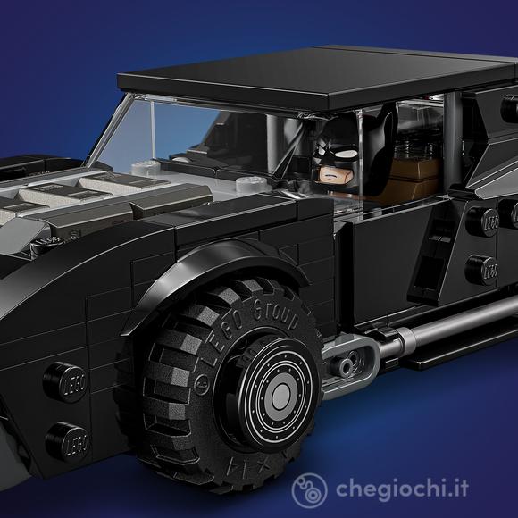 LEGO DC 76332 Batmobile di Batman, Macchina Giocattolo da Collezione con Minifigure del Supereroe e Moneta d'Oro, Regalo da 9+