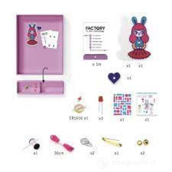 Brooch - Bunny girl - Factory - Light up jewellery (DJ09320)