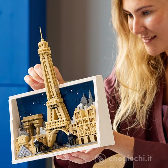 LEGO Architecture 21064 Parigi – La Città dell’Amore, Modellino da Costruire per Adulti, Decorazione per Casa o da Parete 3D