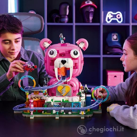 LEGO Fortnite 77082 Tana Strana, Giocattolo con Modello di Parco Giochi e 6 Minifigure, Regalo per Gamer Bambini da 12 Anni