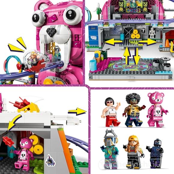 LEGO Fortnite 77082 Tana Strana, Giocattolo con Modello di Parco Giochi e 6 Minifigure, Regalo per Gamer Bambini da 12 Anni