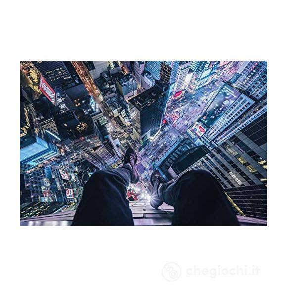 On The Edge Of Times Square (Poster 61X91,5 Cm)