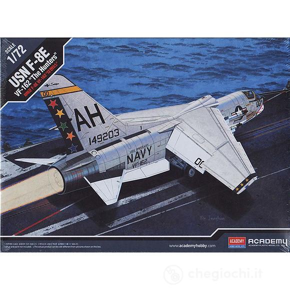Aereo USN F-8E VF 162 THE HUNTERS 1/72 (AC12521)