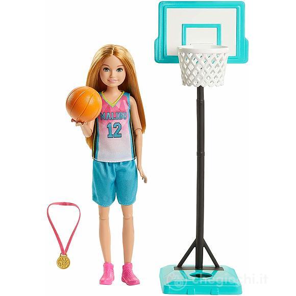 Barbie Stacie con Canestro (GHK35)