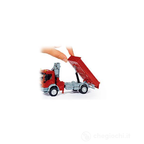 Camion Mercedes con cassone 1:50