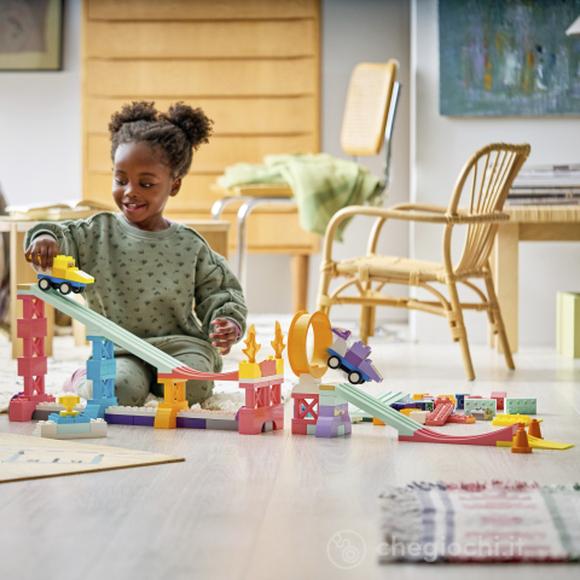 LEGO DUPLO 10478 Rampe Creative 3 in 1 con Veicoli, Giochi Didattici per la Motricità Fine con 2 Auto, Regalo per Bambini 3+