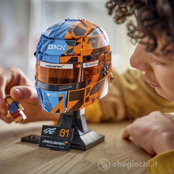 LEGO Editions 43017 Casco di Oscar Piastri McLaren Mastercard F1 Team, Gadget F1 con Minifigure da Collezione, Regalo da 14+